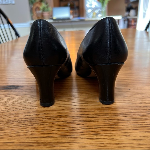 ⭐️ Ros Hommerson Valeda Chunky Low Heel Round Toe Black Kidskin Heel Size 6 - Picture 8 of 15